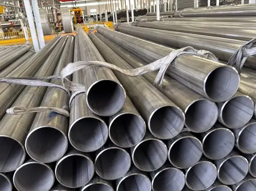 ASTM A312 GR TP 304L STAINLESS STEEL PIPE ASTM A312 GR TP 304L STAINLESS STEEL PIPE